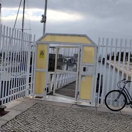 Boat Botel Lissabon